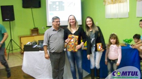 AFUCOMTUL realiza almoço dia do trabalhador