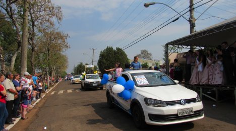 Desfile da semana da Pátria em Tucunduva