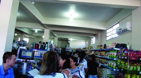 Reinauguração de Supermercado e Loja Agropecuária em Ubiretama