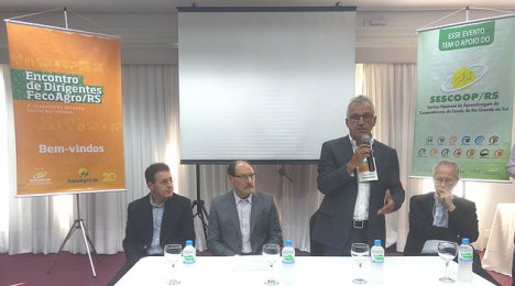 COMTUL participa de conferência da FecoAgro/RS