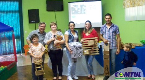 AFUCOMTUL realiza almoço dia do trabalhador