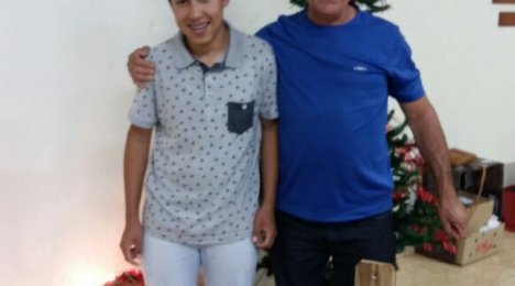 Colaboradores  do Super Comtul realizam festa